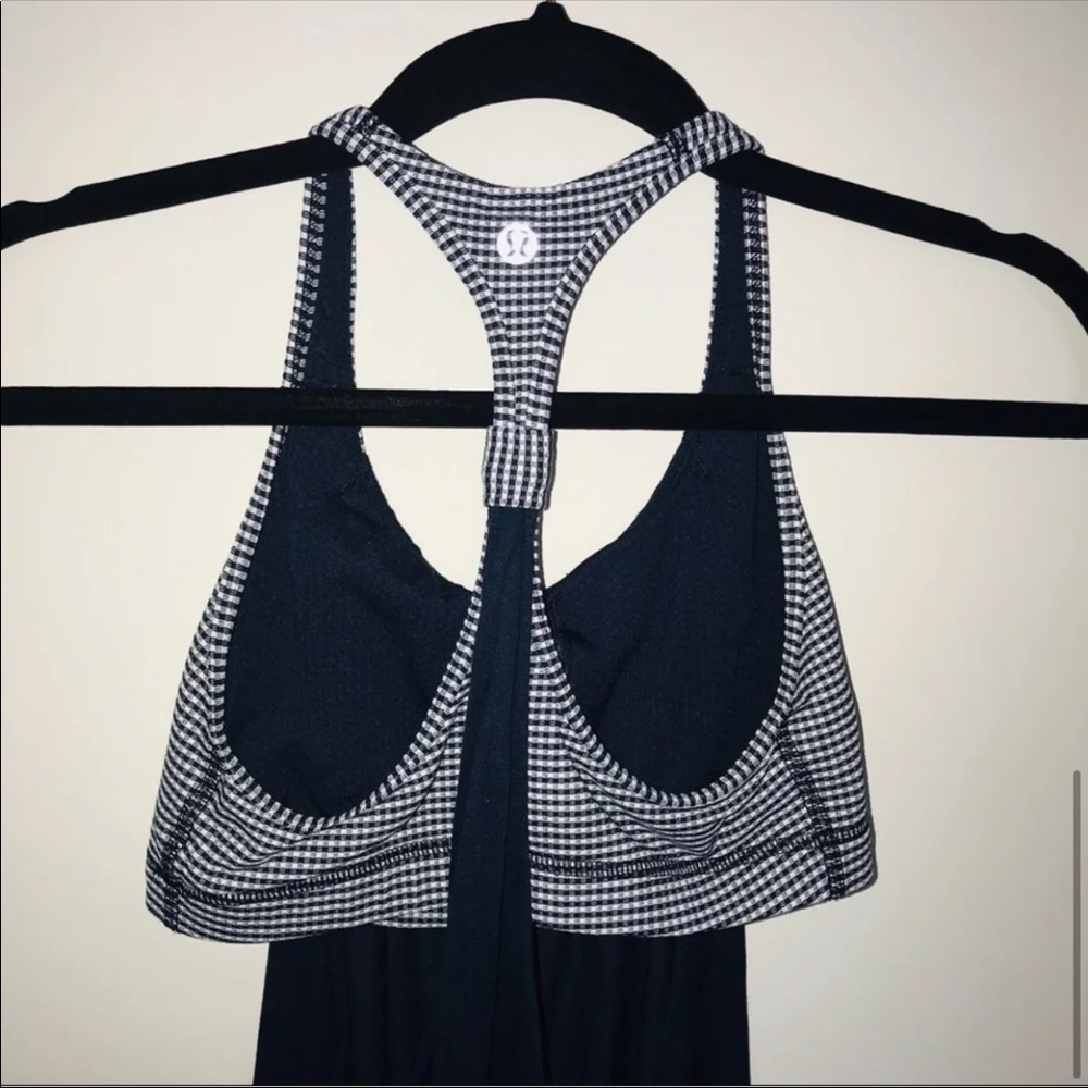 Lululemon Practice Freely Blue Tank in Inkwell 4 - Picture 5 of 6